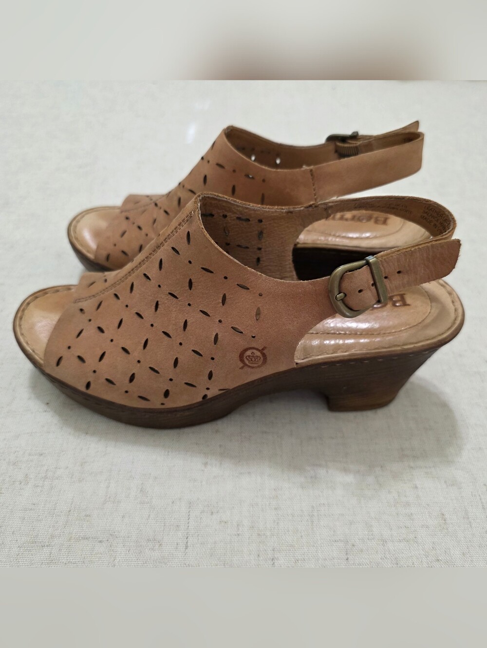 Born Leather Slingback Clog Sandals Womens 7.5 Brown Laser Cut Peep Toe Comfort